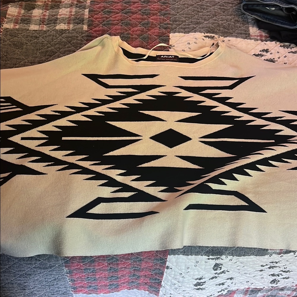 Ariat Black and Cream Geometric Knit